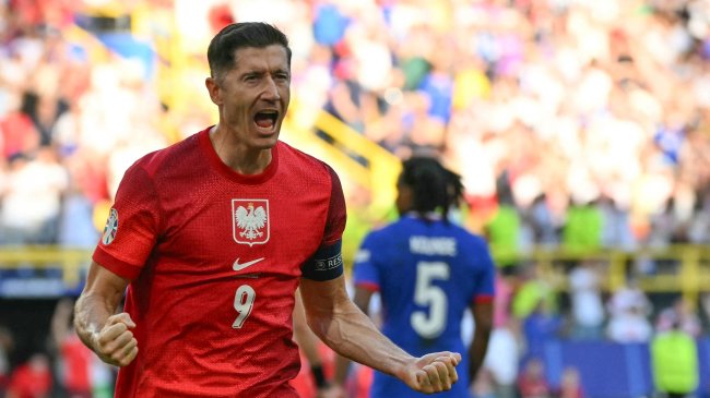 Update Tim Lolos ke Play-off Piala Dunia 2026 Zona Eropa: Polandia Susul Italia, Tersisa 6 Kuota