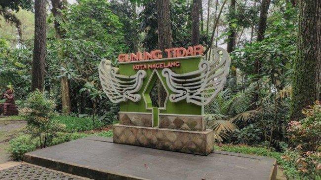 Gunung Tidar di Kota Magelang, Dipercaya Masyarakat Setempat Pusat Kerajaan Gaib