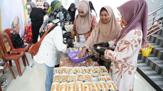 39 UMKM Majalengka Dilatih Olahan Pisang dan Promosi Digital Berbasis AI