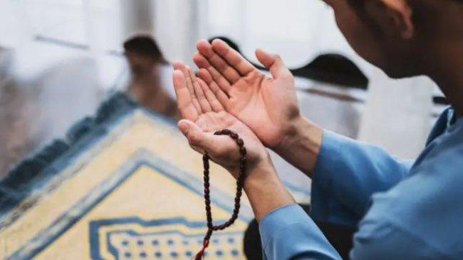 Doa-doa 10 Hari Pertama Ramadhan: Arab, Latin, dan Arti, Baca per Hari