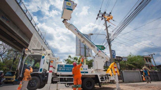Nur Hayati Kaget dan Menangis Listrik Rumah Diputus PLN, Diminta Bayar Denda Rp7 Juta