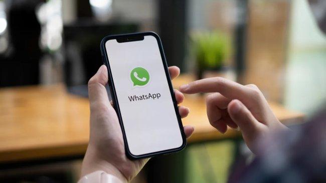 WhatsApp Uji Coba Fitur Pembaruan Status Baru di Daftar Obrolan Pengguna