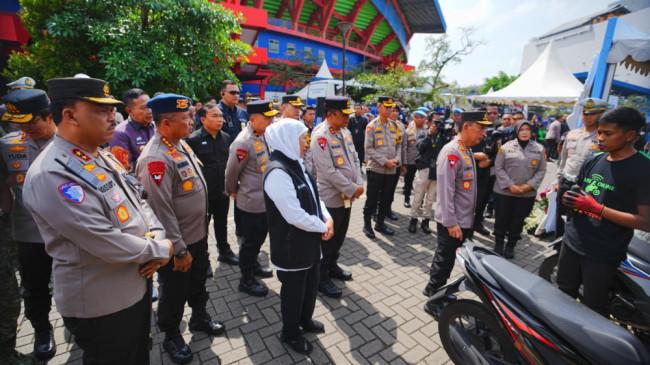 Kakorlantas Dampingi Kapolri Hadiri Apel Ojol Kamtibmas di Malang Jawa Timur