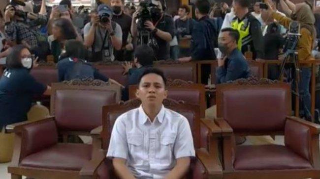 BREAKING NEWS: Hari ini, Nasib Bharada E Ditentukan Lewat Sidang Kode Etik