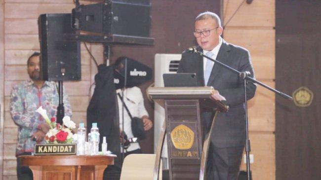 Lulus Cumlaude Sidang Doktor, Ketua Fraksi PKB Beberkan Solusi Pemerintah Hadapi Krisis