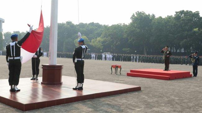 5 Teks Doa Upacara Hari Pahlawan 2025 dalam Islam, Kristen, Katolik, Hindu & Buddha, Klik Link PDF