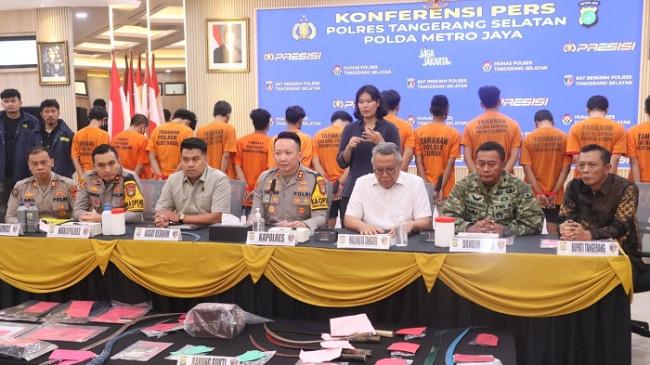 Polisi Tangkap 16 Maling Sepeda Motor di Tangerang Selatan, Sita Pistol Rakitan hingga Celurit