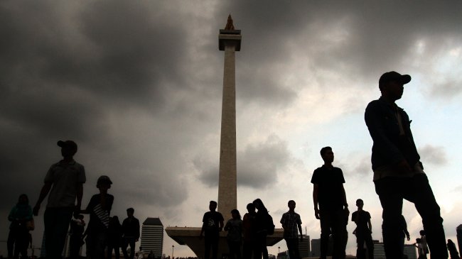 Prakiraan Cuaca DKI Jakarta Besok, 20 November 2025: Hujan Ringan di Semua Wilayah
