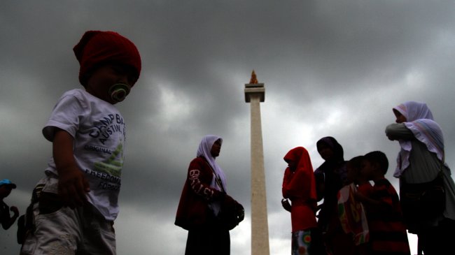Prakiraan Cuaca DKI Jakarta Besok, 30 Oktober 2025: Jakut Berawan, Jaksel Hujan Petir