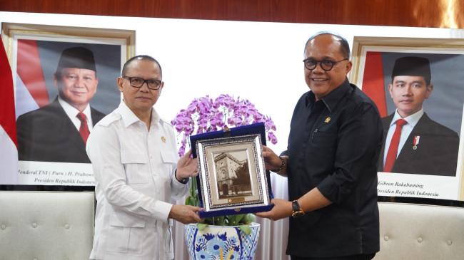 Menteri Mukhtarudin & Dubes RI untuk Italia Bahas Penempatan 500 Ribu Pekerja Migran ke Luar Negeri