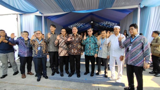 Toyota Setor Pajak Rp 23 Triliun per Tahun, Airlangga: Kontribusi Signifikan untuk Ekonomi
