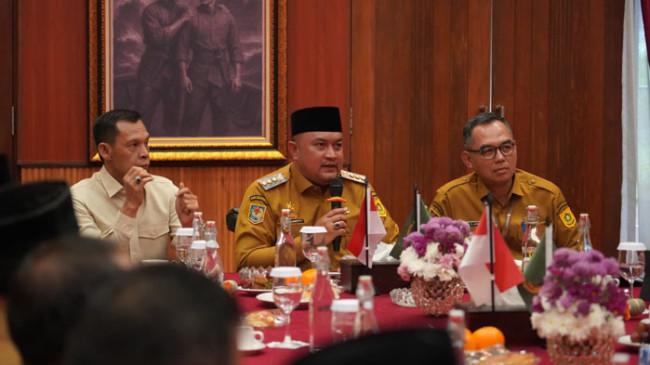 Tingkatkan Akses Pendidikan Tinggi, Bupati Bogor Canangkan Program Satu Desa Satu Sarjana