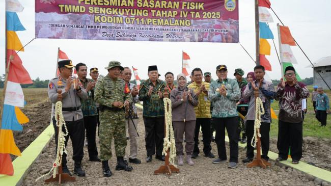 Program TMMD di Sukorejo Sukses Hubungkan Jalan Antara Desa Sukorejo dan Desa Mejasem