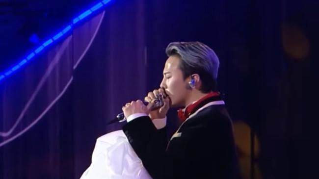 Bikin Fans Iri, PM Malaysia Anwar Ibrahim Ungkap Kado Spesial dari G-Dragon saat Bertemu di Korea