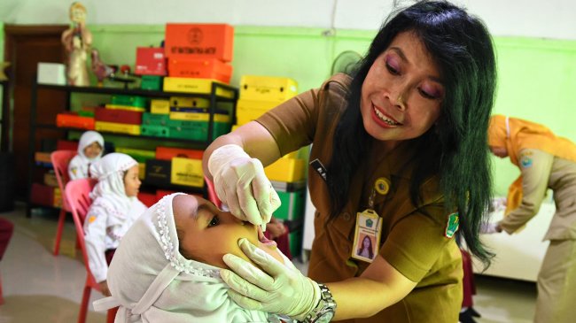 Indonesia Umumkan KLB Polio Berakhir, Upaya Panjang Lindungi Anak Akhirnya Berbuah Hasil
