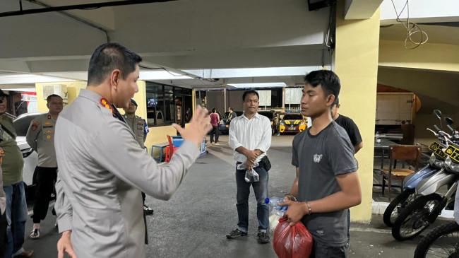 Polisi Tangkap Pemuda 20 Tahun yang Bunuh Teman Sendiri Gegara Cemburu Buta di Jaktim