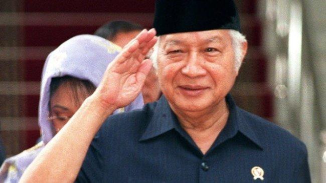 Soal Wacana Gelar Pahlawan Nasional Soeharto, Pimpinan Komisi X DPR: Logikanya dari Mana?