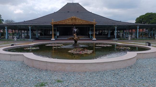 Prakiraan Cuaca Kota Solo Sabtu, 15 November 2025: Pagi Berawan, Sore Hujan Lebat