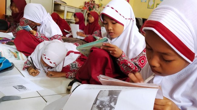 10 Puisi Hari Ayah 2025, Inspirasi Kata-Kata Indah untuk Merayakan Sosok Ayah