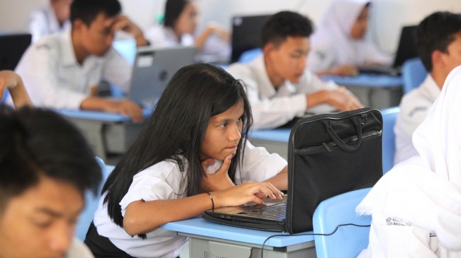 Kunci Jawaban Bahasa Inggris Kelas 9 Halaman 111 Worksheet 2.16 dan Worksheet 2.17
