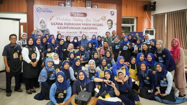 Dorong Pengembangan Perempuan Berdaya, Sandiaga Uno Gelar Pelatihan untuk Ibu-ibu di Bogor