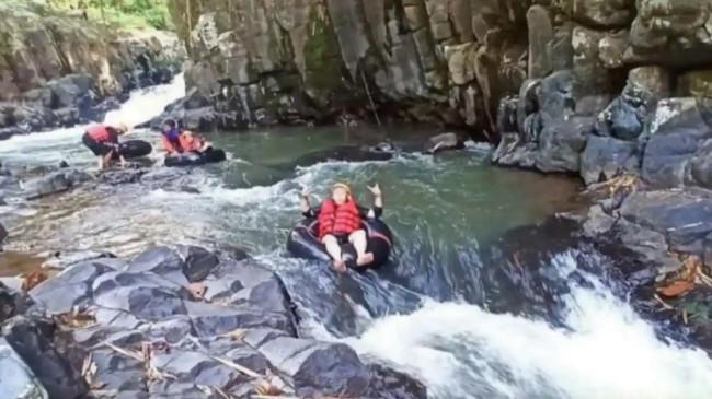 Mahasiswa KKN UIN Walisongo Semarang Hanyut saat Tubing di Kendal, 3 Ditemukan Tewas, 3 Masih Dicari