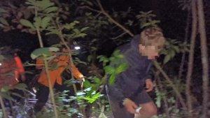 2-wna-ditemukan-di-gunung-agung.jpg