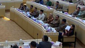 8-Pegawai-ATRBPN-Disanksi-Berat-Pagar-Laut-Tangerang.jpg