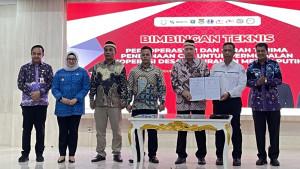 Agung-Sedayu-Group-Salurkan-Bantuan-Dana-Rp6-Miliar-untuk-Koperasi-Merah-Putih.jpg