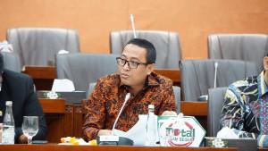 Ahmad-Labib-menekankan-soal-maksa-dari-jargon-Golkar.jpg
