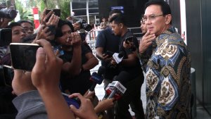 Ahok-Diperiksa-KPK-Terkait-Kasus-Pengadaan-LNG_20250109_153440.jpg