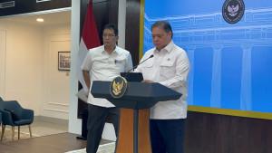 Airlangga-Hartarto-dan-Menteri-Keuangan-Purbaya-Yudhi-Sadewa.jpg
