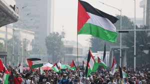 Aksi-Bela-Palestina-di-HBKB-Jakarta_20250727_160320.jpg
