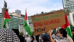 Aksi-Solidaritas-Gerakan-Global-March-to-Gaza_20250615_133603.jpg