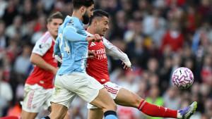 Aksi-winger-Arsenal-Gabriel-Martinelli-saat-berduel-melawan-Manchester-City.jpg