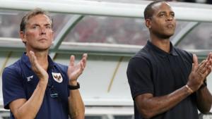 Alex-Pastoor-dan-Patrick-Kluivert-China-Taipei.jpg
