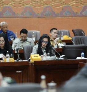 Anggota-Komisi-VI-DPR-RI-Sarifah-Suraidah-OK_.jpg