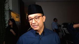 Anies-layat-suami-Najwa.jpg