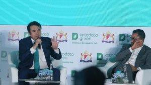 Anthony-Utomo-di-acara-Indonesia-Green.jpg