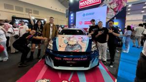 Aplikasi-decal-di-Nissan-GTR.jpg