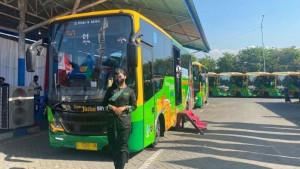 Armada-bus-Trans-Jatim.jpg