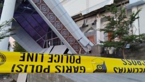 Atap-Gedung-di-Brebes-Ambruk.jpg