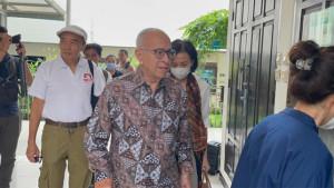 Ayah-Ibu-Nadiem-Makarim-Hadir-di-Sidang.jpg