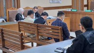 Azam-Akhmad-Akhsya-di-Pengadilan-4321.jpg