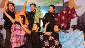 Batik-Tapsel-jadi-Fashion-Week.jpg