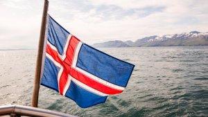 Bendera-Islandia-34u9u4929u3u4.jpg
