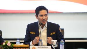 Budisatrio-Djiwandono-bicara-soal-Bulan-Bakti-Karang-Taruna-2025.jpg