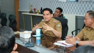 Bupati-Indramayu-Lucky-Hakim-tegaskan-pembangunan-infrastruktur-tetap-berjalan.jpg