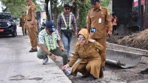Bupati-Sukoharjo-Etik-Suryan-sidak.jpg