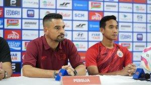 CATATAN-BURUK-PERSIJA-Pelatih-Persija-Jakarta-Carlos-Pena.jpg